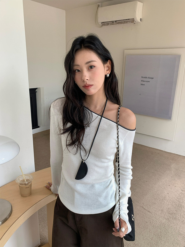 广州黄峥巨好看针织打底衫女内搭早秋韩系穿搭别致斜肩上衣530068|undefined
