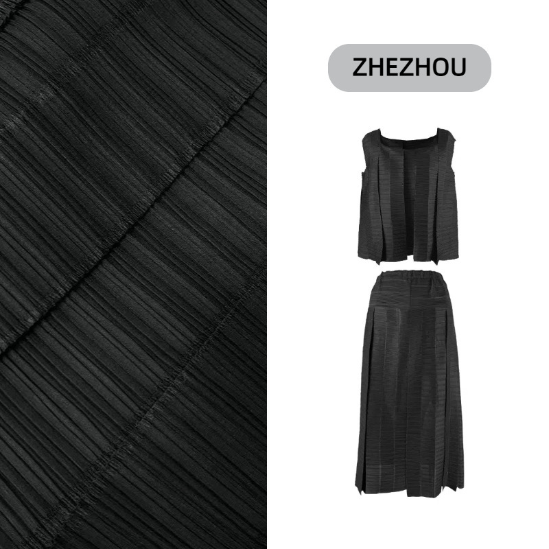 Miyake Design Suit Women's Fashion Magazine Style Simple High-End Vest Short Pleated Wide-Leg Pants Two-Piece Set Miyake Design Suit Women's Fashion Magazine Style Simple High-End Vest Short Pleated Wide-Leg Pants Two-Piece Set