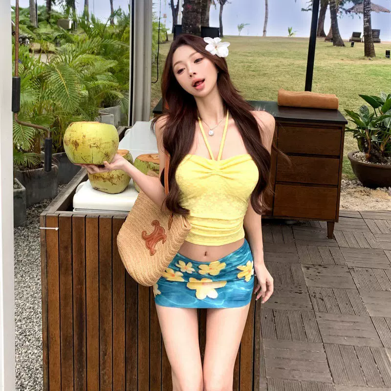 泳衣海边度假风分体套装法式抽绳抹胸上衣女夏季蓝色碎花学生泳装