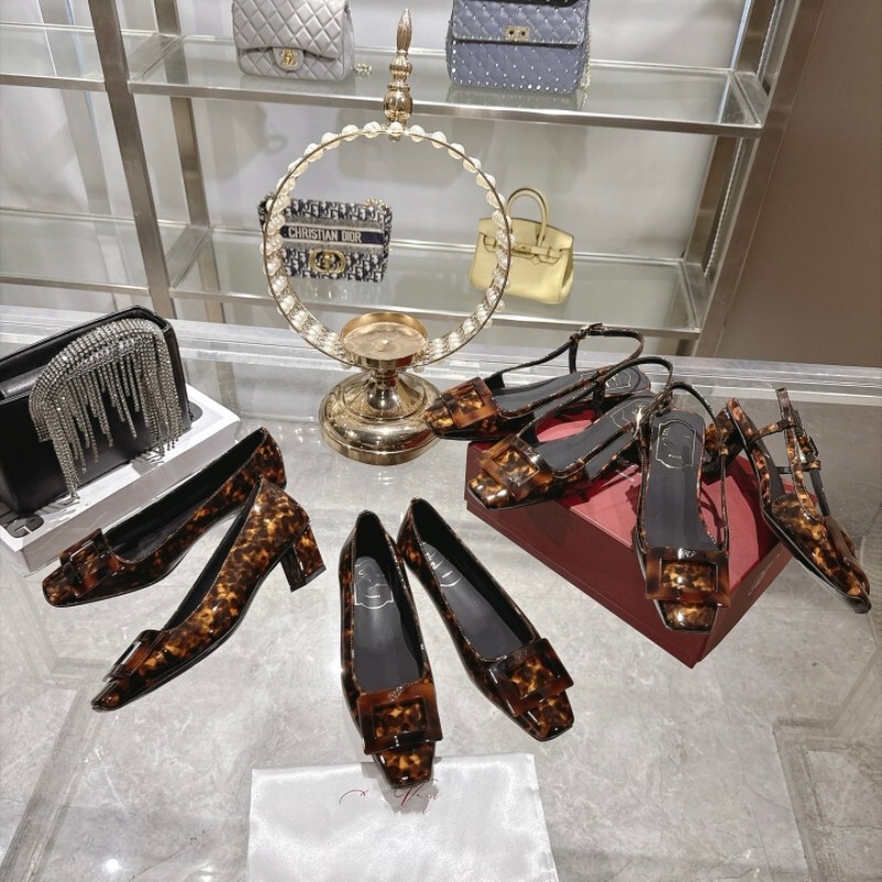French-style elegant tortoiseshell pattern square buckle chunky heel closed-toe slingback shoes, new spring-summer commuter women's shoes French-style elegant tortoiseshell pattern square buckle chunky heel closed-toe slingback shoes, new spring-summer commuter women's shoes