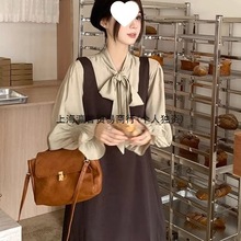 秋秋新款女装套装法式复古学院风流苏背带连衣短裙内搭衬衫两件套