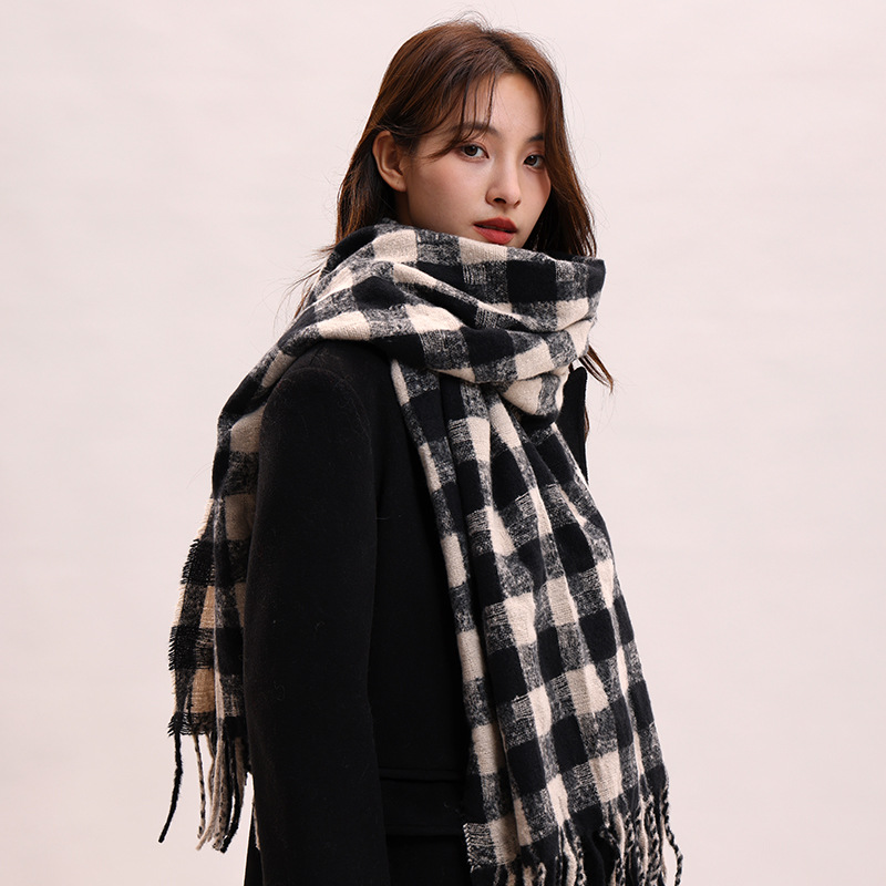 Sciarpa a quadri da donna autunno inverno sensazione avanzata spessa e calda collo frangia versatile studente moda INS_voghion.com