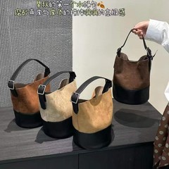 磨砂复古水桶包撞色真皮大容量托特包高级感休闲通勤单肩腋下包