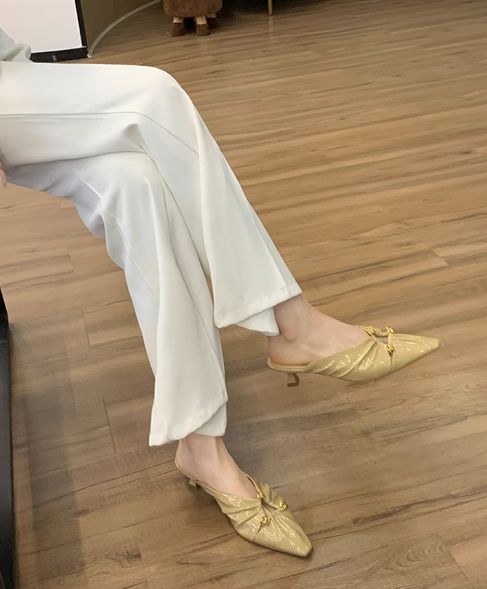 Verano nuevo madres de uva con hebilla de triángulo agujero agujero punta plegaba cabeza de zapatillas mueller mitad zapatillas mujeres