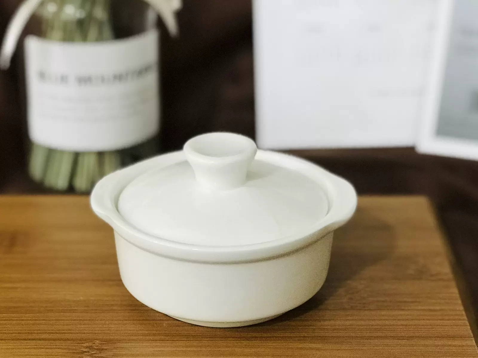 纯白餐厅隔水陶瓷炖盅骨瓷汤盅带盖燕窝甜品补品蒸蛋酒店保温