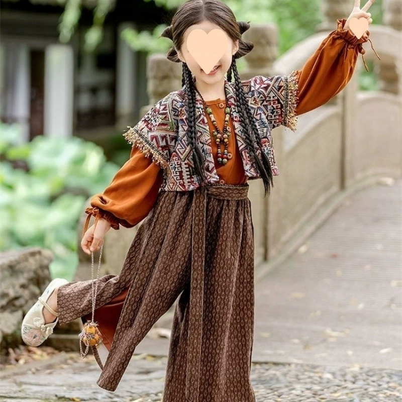 Комплект Hanfu в стиле ретро для девочек на весну и осень с длинными рукавами и принтом в китайском экзотическом стиле Treasure Hanfu Ankora, красный комплект из трех предметов.