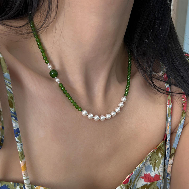 Retro agate small design necklace from pearl