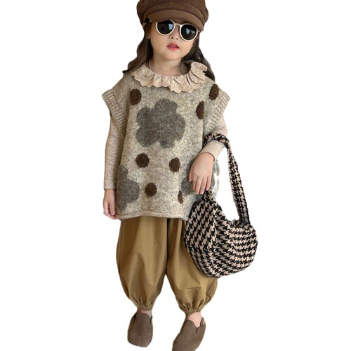2024 spring new children's clothing, Korean style children's clothing, girls' big polka dot Korean style vest, knitted wool vest