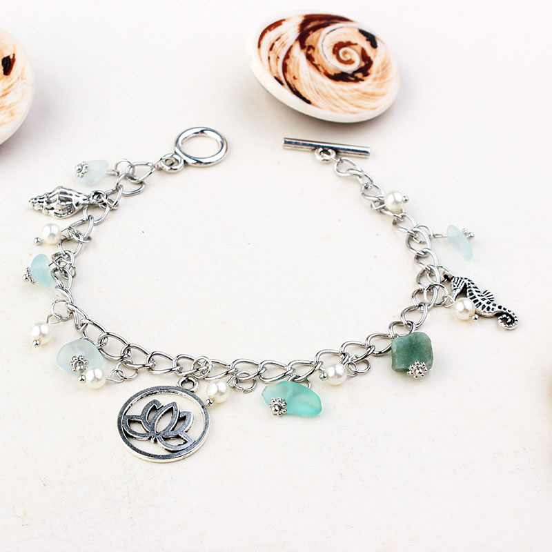 Circle lotus