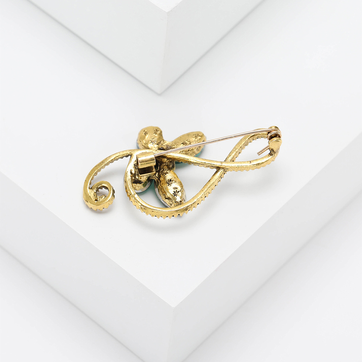 Lady Style Lady Pin Butterfly Alloy Women's Brooches