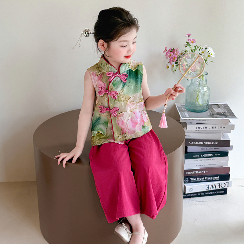 로터스 앤티크 스타일 슈트