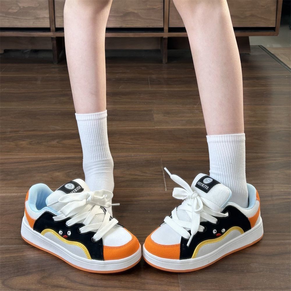 Zapatos de pan de nicho de alto valor de cara de las mujeres en la primavera y el otoño de 2025 nuevos zapatos de mujer zapatos de skate casuales para niños