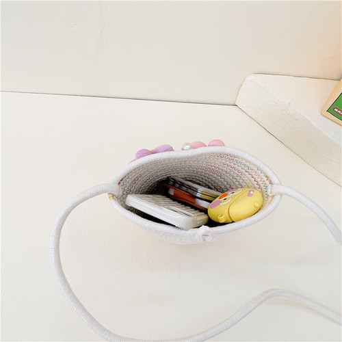 Grass-woven bag 2024 Spring New Korean Ins Children's Bag 3D Flower Crossbody Bag Grass Woven Purse Women's Minimalist Wallet