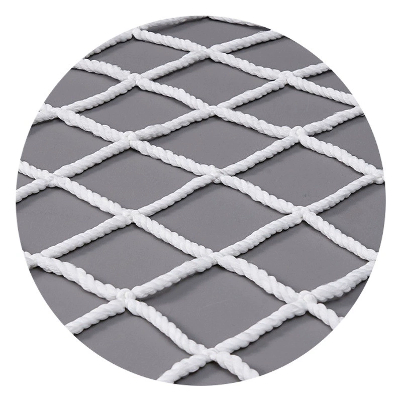 Белая нейлоновая сетка на строительной площадке с защитой от падения стальная конструкция защитная сетка изоляционный забор безопасности здания плоская сетка