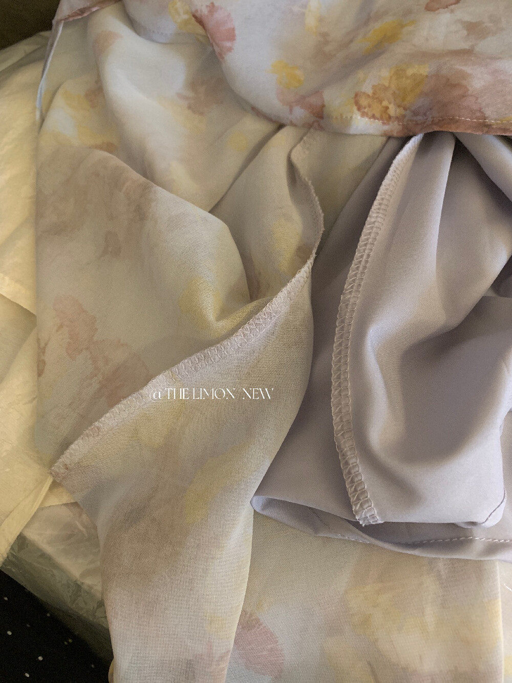 Đầm maxi nữ thắt eo cổ yếm họa tiết hoa nhí phong cách Pháp — màu tím chi tiết 23