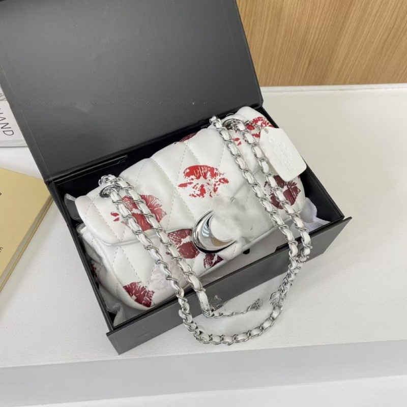 新款羊皮绫格链条斜挎包经典百搭Tabby酒神系列女士时尚包包批发|undefined