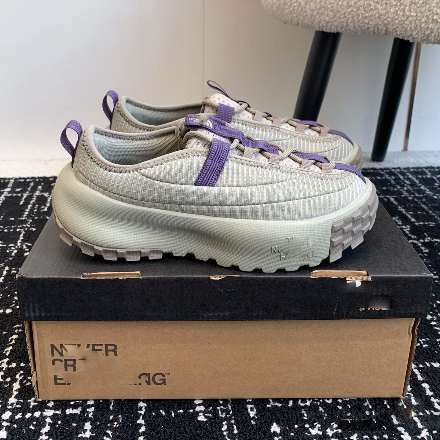 Pure Original Never Functional Outdoor Sports Shoes, Lightweight and Comfortable Thick-Soled Loafers for Men and Women, Casual Shoes for Daily Use