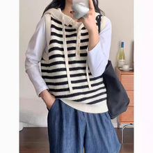 2025秋冬新款条纹休闲连帽针织马甲女装韩系宽松显瘦叠穿背心毛衣