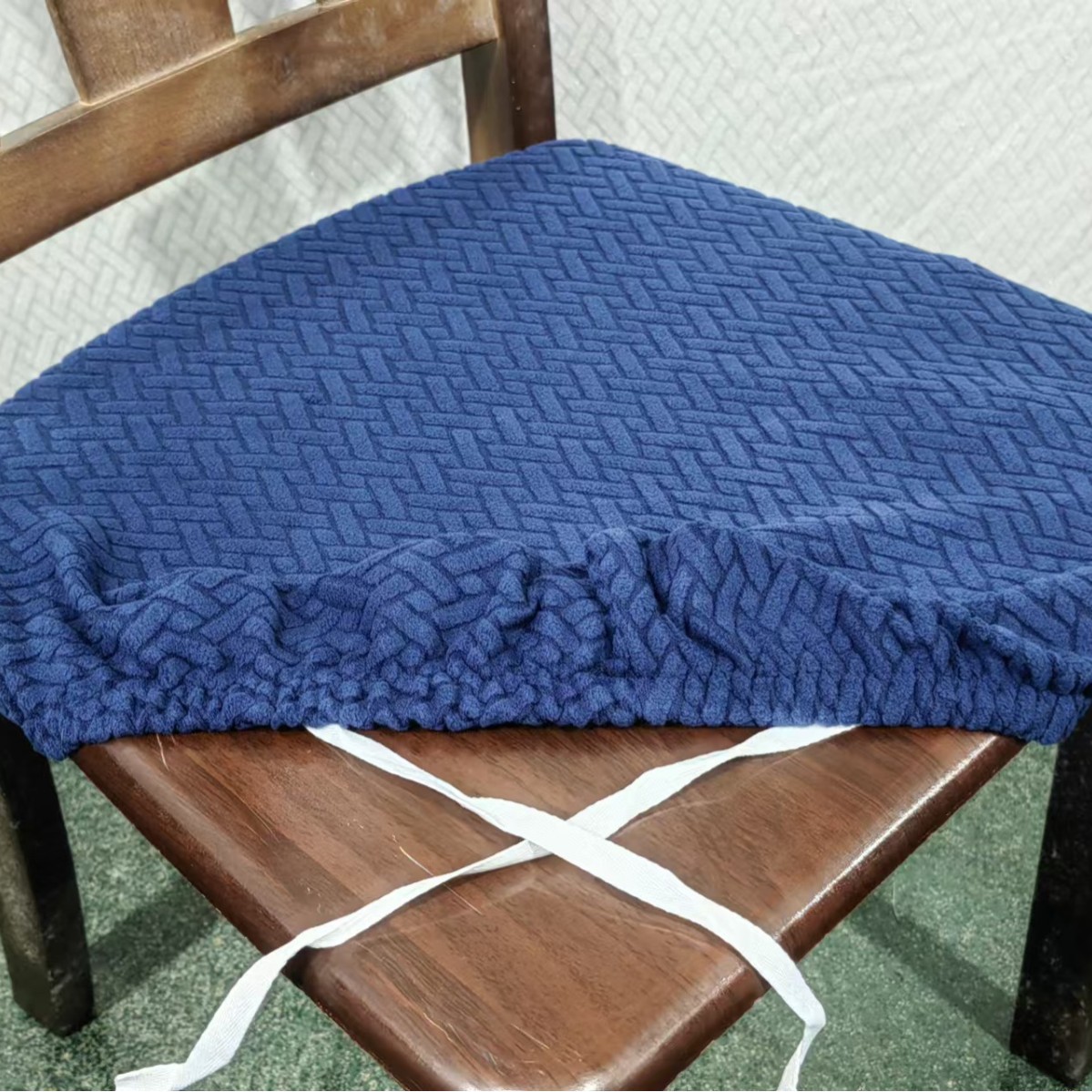 Long Ge Zhang Qing Chair Cover