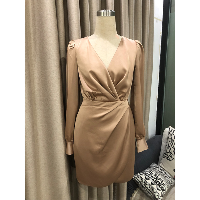Autumn New style long sleeve French socialite temperament design sense niche satin pleated waist slimming dress women