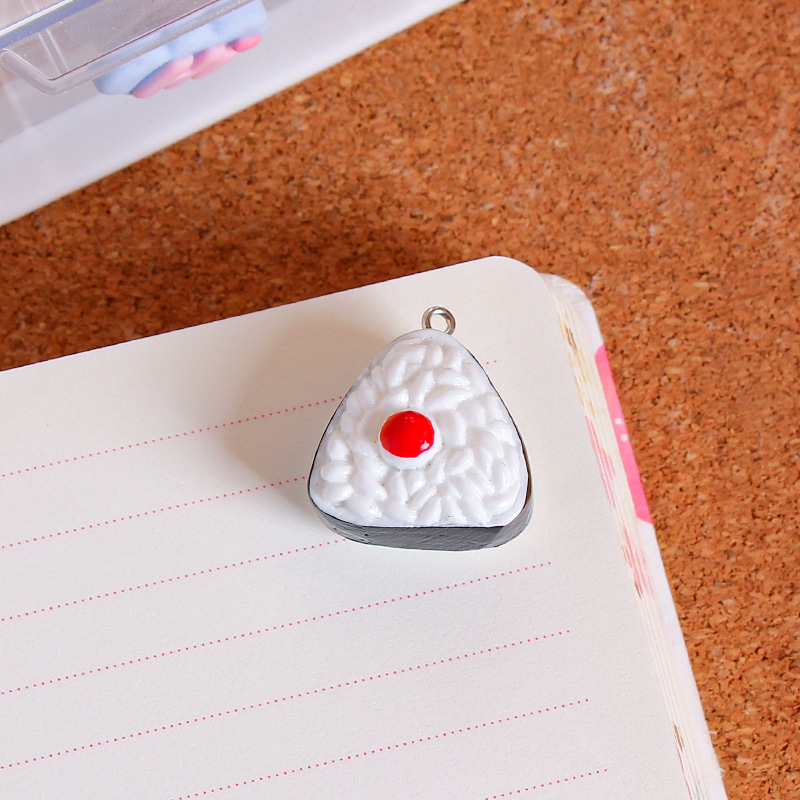 삼각형 스시 액세서리 (손톱 포함)