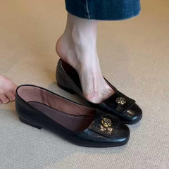 奈派 ~ レトロなフランスのツバキの花は簡単にメアリー珍の靴の女性の浅い口の柔らかい皮の平の靴を踏んでいます。