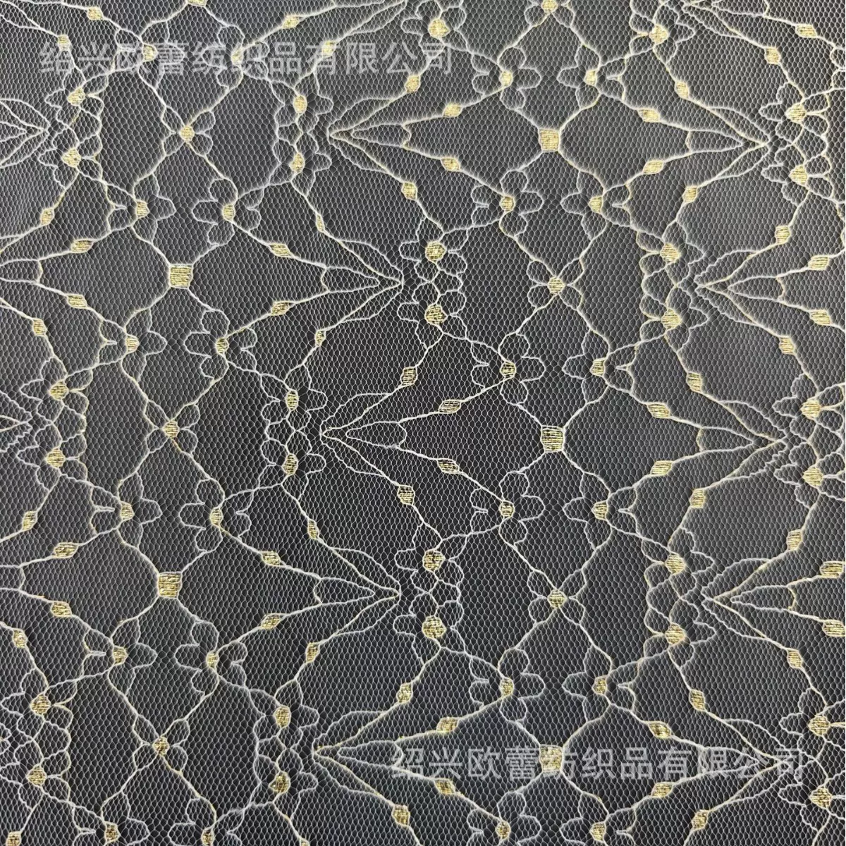 进口金银丝蕾丝面料童装金银丝网纱面料时尚婚纱面料旗袍蕾丝面料