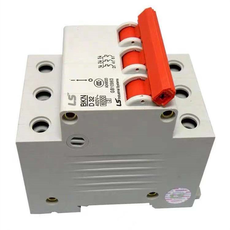 LS产电 小型断路器 BKN-3P D16A 三相空气开关 动力型D型