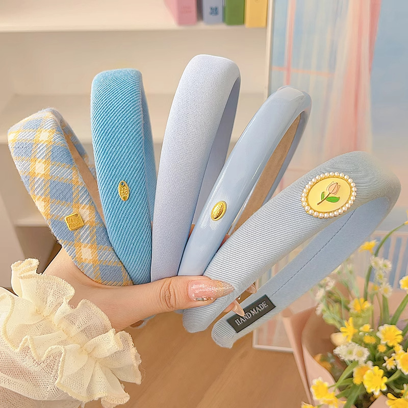 2025 nueva diadema de cabeza alta para mujer, lujo ligero, tarjeta de alta calidad, diadema de salida diaria de verano, pequeño paquete de cabello