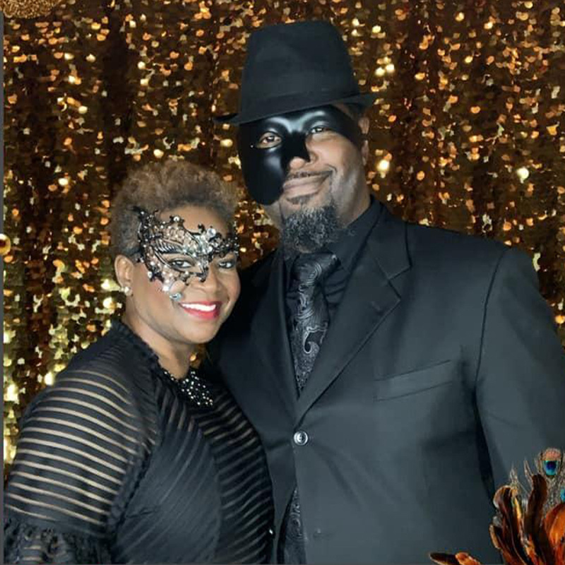 Carnaval Venecia espectáculo de baile de máscaras props hierro forjado máscaras de diamantes máscaras de metal medio cara roja