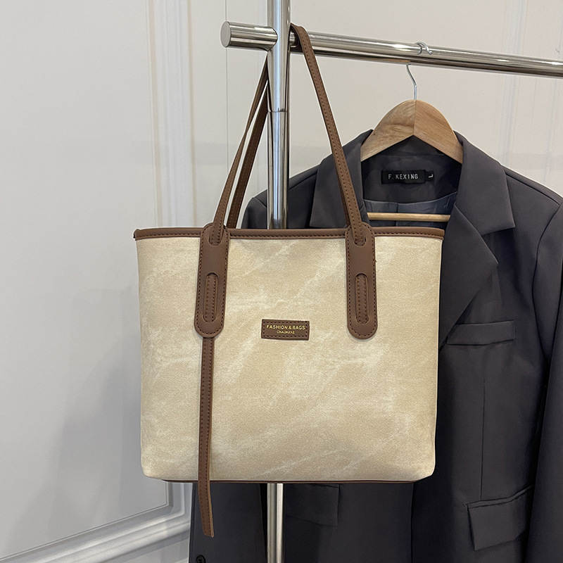 Large Capacity Tote Bag Versatile Shoulder Handbag For Women_voghion.com