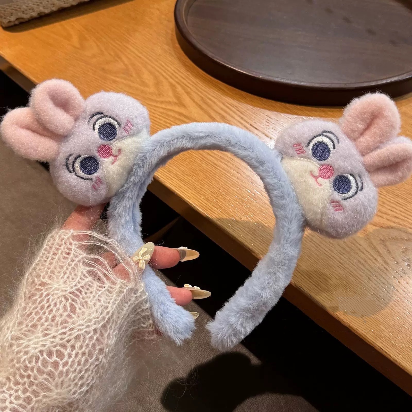 Otoño y invierno lindos osos de peluche orejas bandas de cabello para mujeres lavarse la cara y aplicar máscaras animales locos arco bandas para el cabello