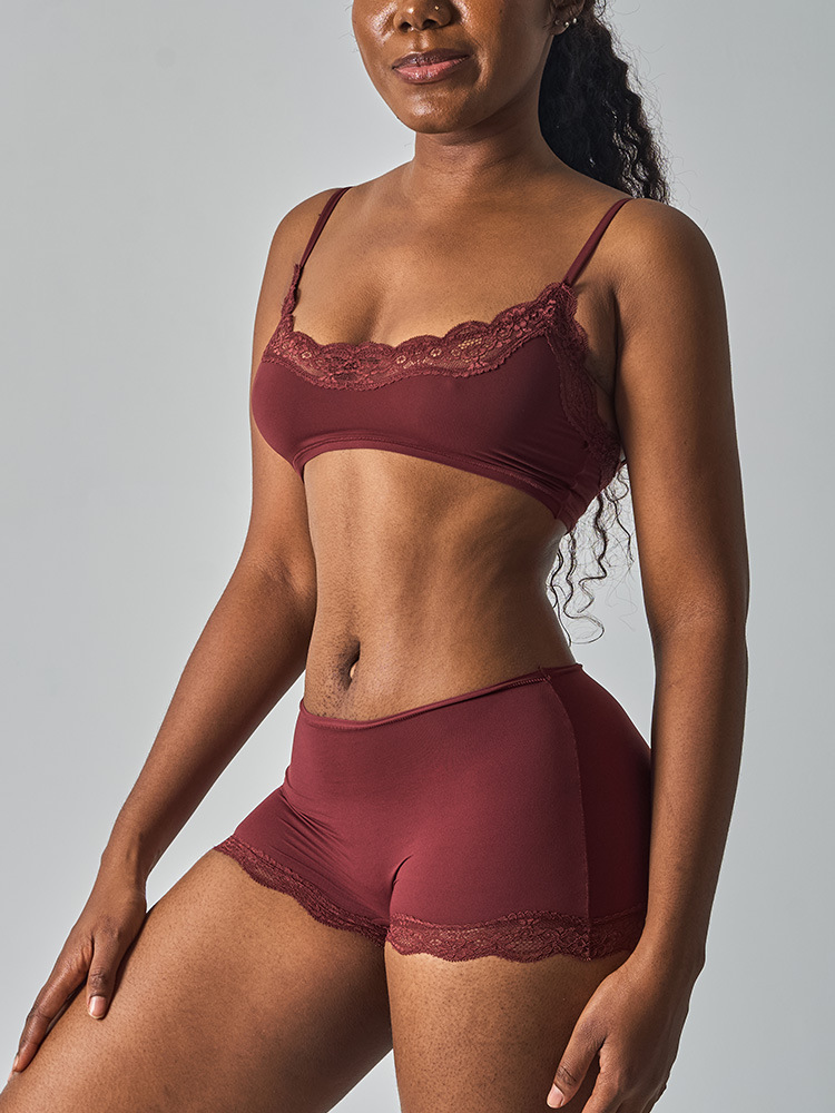 Ensemble soutien-gorge et culotte en dentelle ultra-mince sans rembourrage – Soutien-gorge et culotte minimiseurs pour poitrines généreuses (sans armatures, respirant, sans coutures) – Noir/Rouge/Nude/Rose (S-XL)_voghion.com