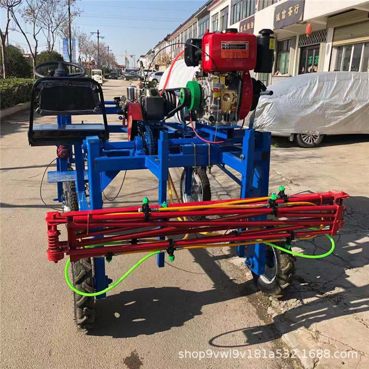 家用小型四轮打药机 1000斤药桶自走式喷药机 15马力柴油发动机