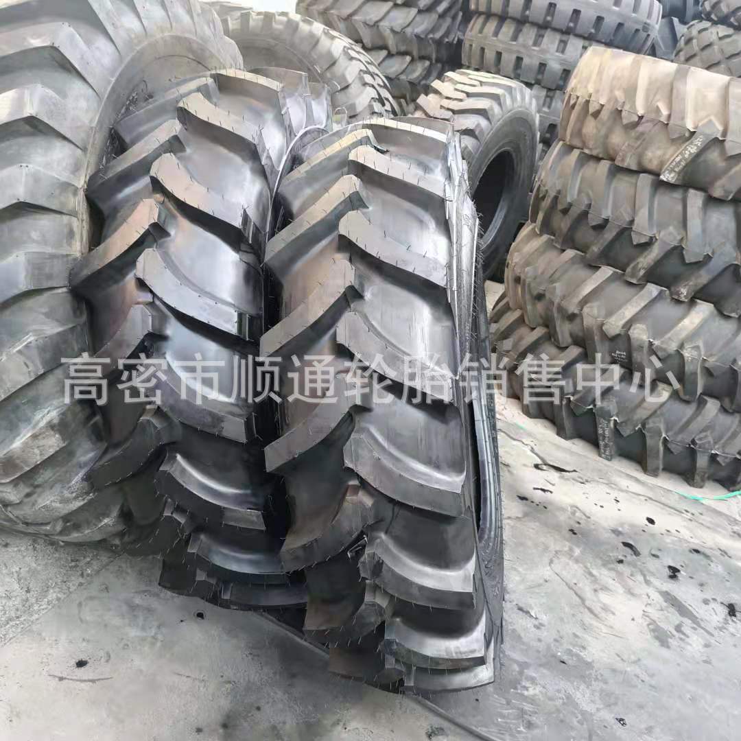 销售人字花纹收割机轮胎14.9-28人字加粗花纹拖拉机轮胎16.9-28