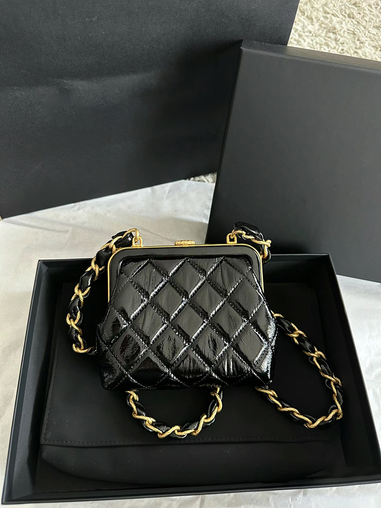 Piccola borsa a tracolla a mano con tracolla singola, design di nicchia, nuova borsa a tracolla da donna con catena, fibbia, oro, alla moda_voghion.com