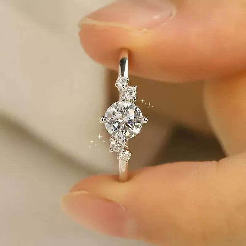 50 баллов Симуляция Diamond кольцо женское Xiao Xinghe Mozangstone предложение, запуск, гидинозное серебро оптом одно изделие