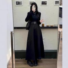 大码胖mm法式女秋冬连衣裙赫本风气质小黑裙遮肚子气质裙子200斤