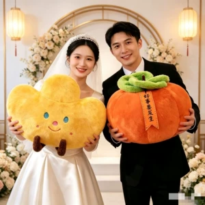 Wedding Dolls, Pillows, Yuanbao Persimmons, Peanut Cushions, Sofa Decorations, Wedding Throw Dolls Wholesale
