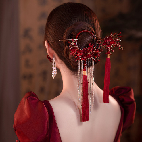 Bridal headdress for women chinese wedding party red flowers tassel hair clasp ancientry XiuHe hair accessories married the bride hairpin 