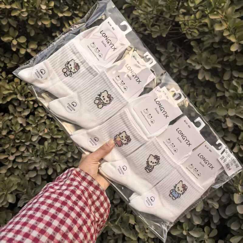 High-Volume Sales Model: Long Yixiang Women's and Men's Mid-Calf Sports White Socks, Mid-Calf Mesh, Spring and Summer 26 New Models, College Style High-Volume Sales Model: Long Yixiang Women's and Men's Mid-Calf Sports White Socks, Mid-Calf Mesh, Spring and Summer 26 New Models, College Style