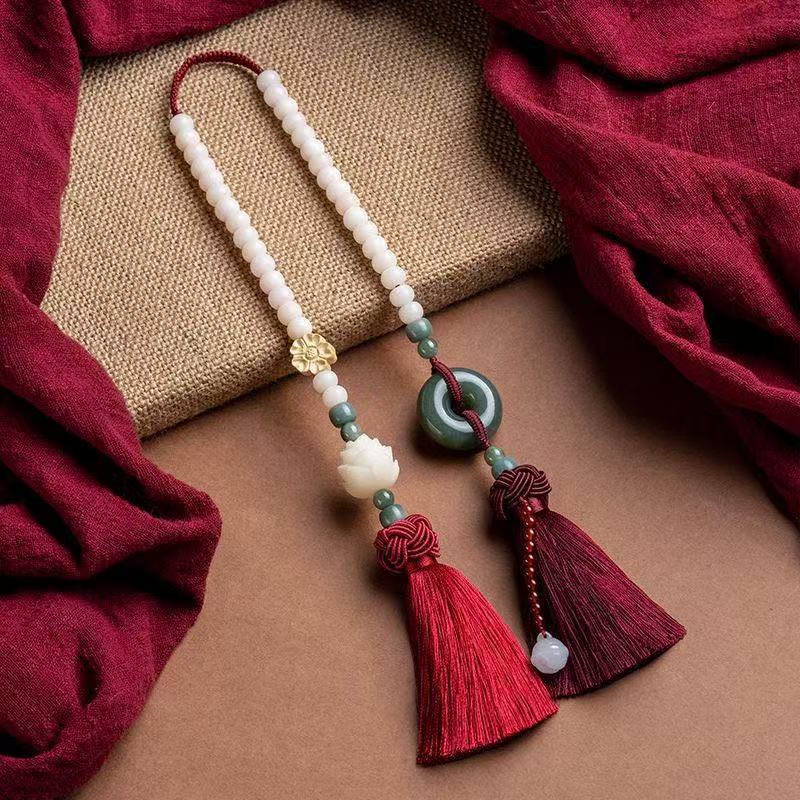 Safe Journey Pendant Car Deer Ornament Car Interior Decoration Car Hanging Decoration Rearview Mirror Pendant for Men and Women