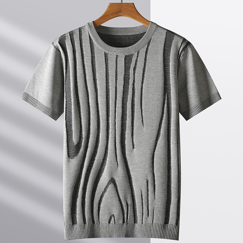 Summer thin knitted trend base body-friendly sweater with a round…