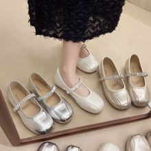 法式巨好看平底银色单鞋女士2025新款夏配裙子玛丽珍鞋芭蕾晚晚鞋