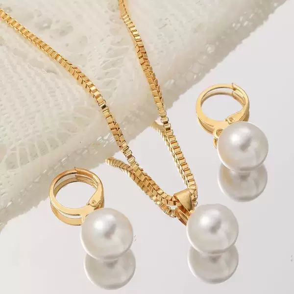 Full Set of Jewelry Necklace Earrings Pearl Jewelry European and American Cross-Border Hot Selling Women's Set Elegant Pendant Jewelry Wholesale