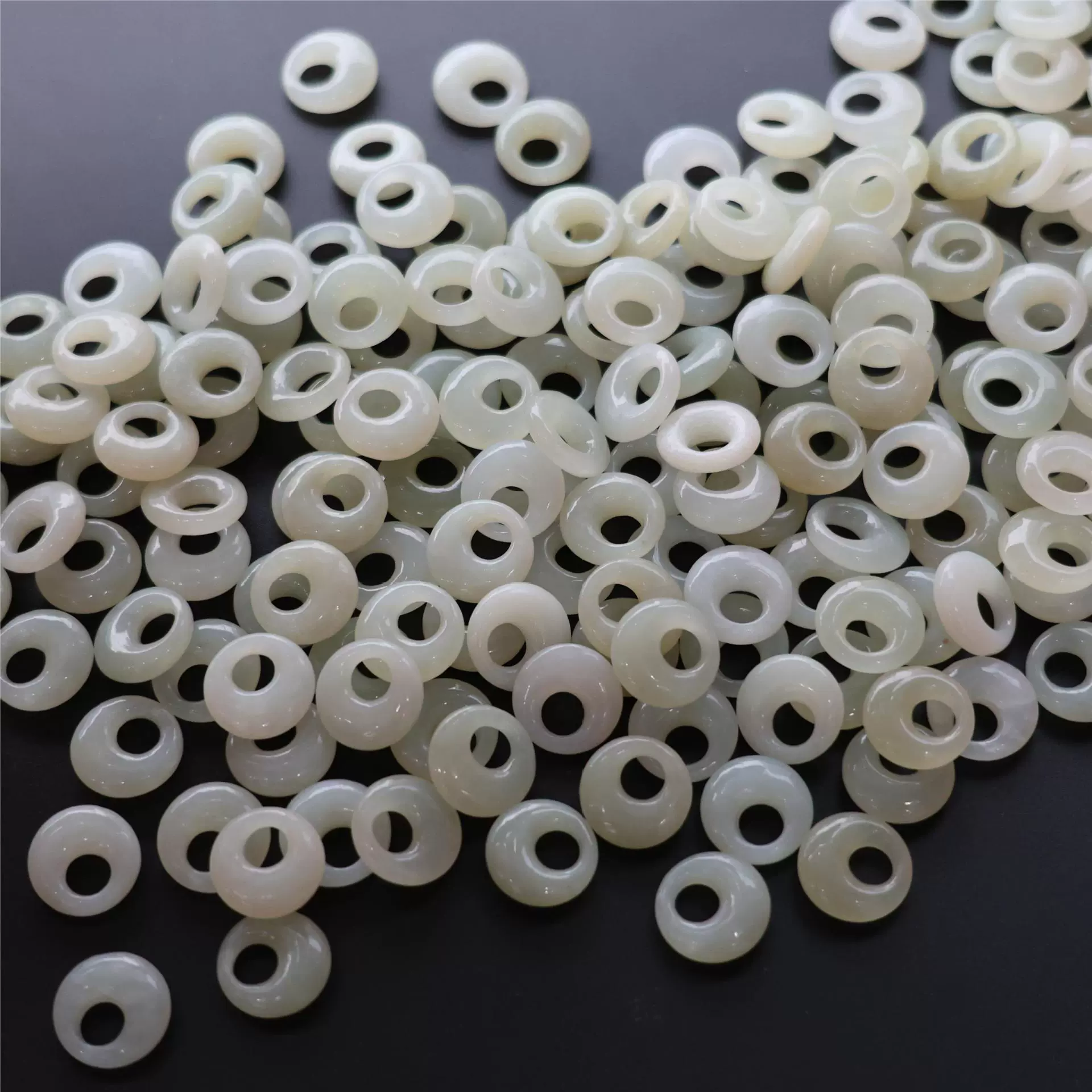 天然和田玉公主扣偏心扣吊坠项链挂饰珠宝首饰玉石配饰diy厂批发