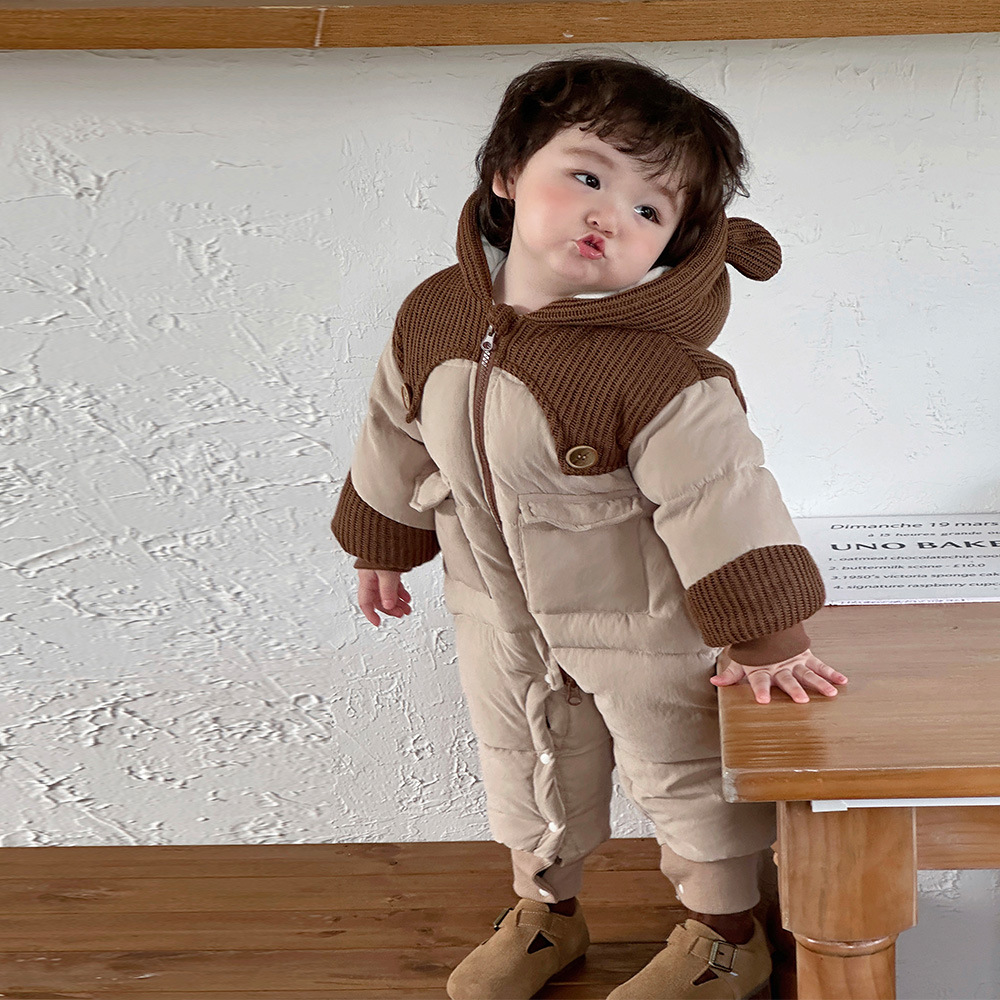 Ropa de bebé, ropa de invierno para bebés, chaqueta acolchada de algodón, hombres y mujeres gruesos, una pieza, chaqueta de salida súper linda, bebé de invierno