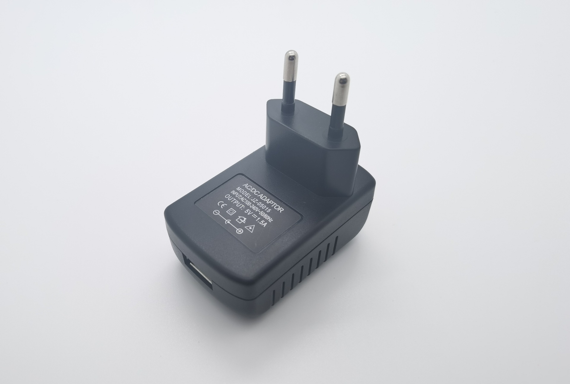 USB墙充 美容仪充电器 5V1.5A欧规USB JZ-05015 工厂批发