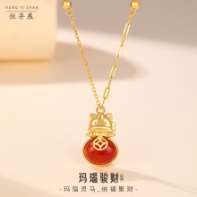 原创国风设计萌趣可爱本命年生肖马项链新中式红玛瑙马上有钱吊坠