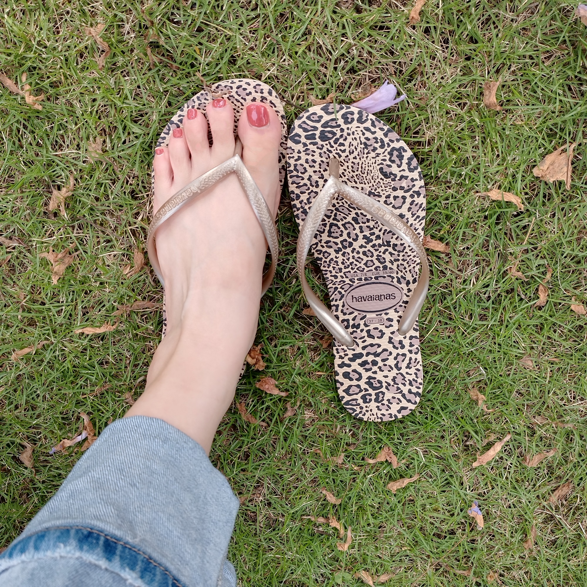 Havaianas Women's Leopard Print Flip-flops For Beach And Summer_voghion.com